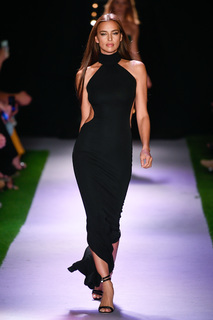 Irina Shayk feet photo thumbnail