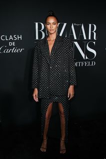 Lais Ribeiro feet photo thumbnail