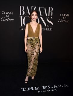 Lily Collins feet photo thumbnail