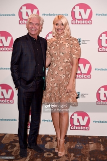 Holly Willoughby feet photo thumbnail