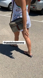 Anitta feet photo thumbnail