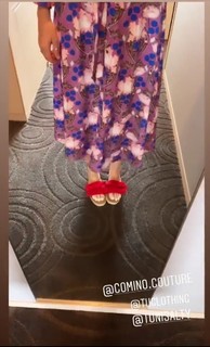 Lisa Snowdon feet photo thumbnail