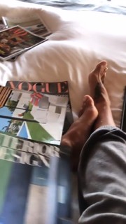 Brooke Burke feet photo thumbnail
