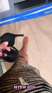 Lais Ribeiro feet photo thumbnail