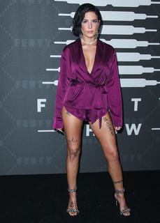 Halsey feet photo thumbnail