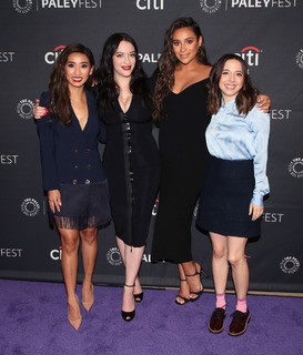 Shay Mitchell feet photo thumbnail