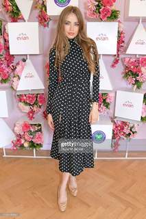 Xenia Tchoumitcheva feet photo thumbnail