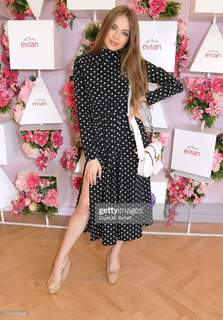 Xenia Tchoumitcheva feet photo thumbnail