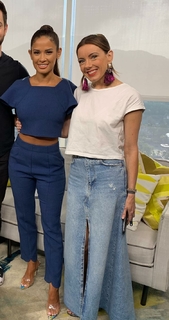 Rocsi Diaz feet photo thumbnail