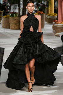 Irina Shayk feet photo thumbnail