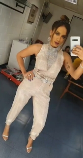 Anitta feet photo thumbnail