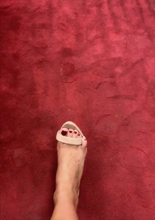 Ilary Blasi feet photo thumbnail