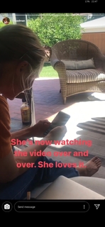 Kristen Bell feet photo thumbnail