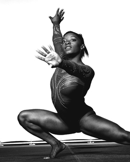 Simone Biles feet photo thumbnail