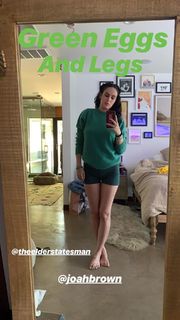 Rumer Willis feet photo thumbnail