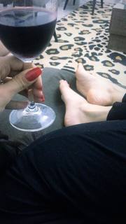 Alaine Crissiê feet photo thumbnail