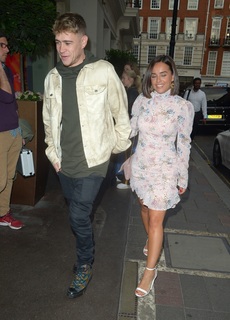 Georgia May Foote feet photo thumbnail