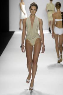 Candice Swanepoel feet photo thumbnail