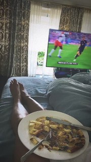Heidi Klum feet photo thumbnail