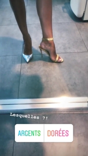Iris Mittenaere feet photo thumbnail