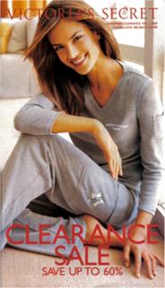 Alessandra Ambrosio feet photo thumbnail