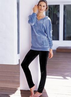 Alessandra Ambrosio feet photo thumbnail