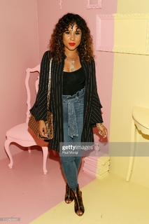 Angela Yee feet photo thumbnail