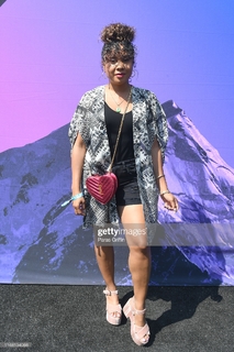 Angela Yee feet photo thumbnail