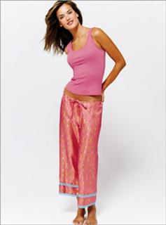 Alessandra Ambrosio feet photo thumbnail
