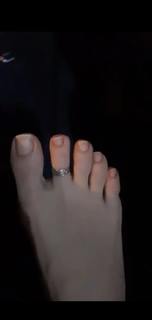 Alaine Crissiê feet photo thumbnail