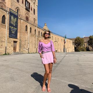 Flávia Alessandra feet photo thumbnail