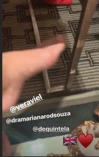 Adriane Galisteu feet photo thumbnail