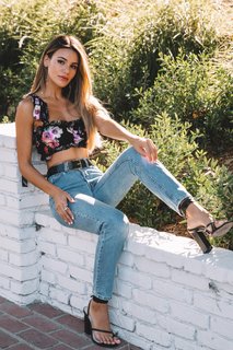 Madison Reed feet photo thumbnail