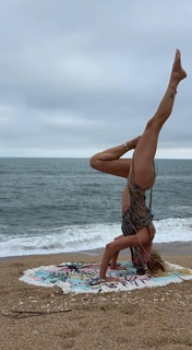 Nicole Neumann feet photo thumbnail