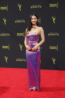 Olivia Munn feet photo thumbnail
