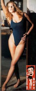 Alessia Marcuzzi feet photo thumbnail