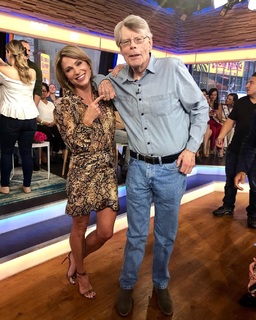 Amy Robach feet photo thumbnail