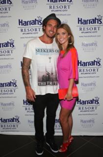 Audrina Patridge feet photo thumbnail