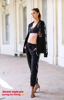 Melissa Satta feet photo thumbnail
