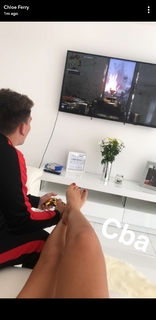 Chloe Ferry feet photo thumbnail