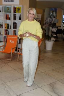 Malgorzata Kozuchowska feet photo thumbnail