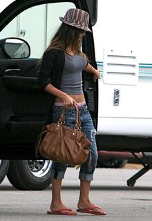 Megan Fox feet photo thumbnail