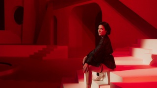 Halsey feet photo thumbnail