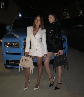 Kylie Jenner feet photo thumbnail