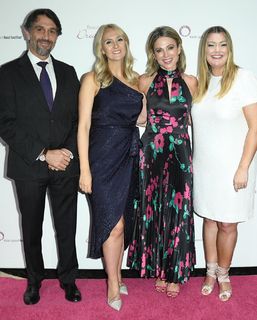 Amy Robach feet photo thumbnail