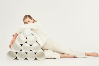 Vera Brezhneva feet photo thumbnail