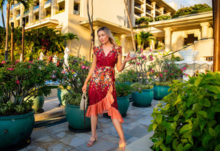 Katrina Bowden feet photo thumbnail