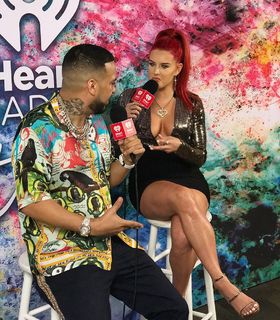 Justina Valentine feet photo thumbnail