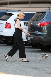Amber Heard feet photo thumbnail