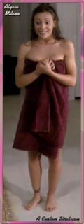 Alyssa Milano feet photo thumbnail